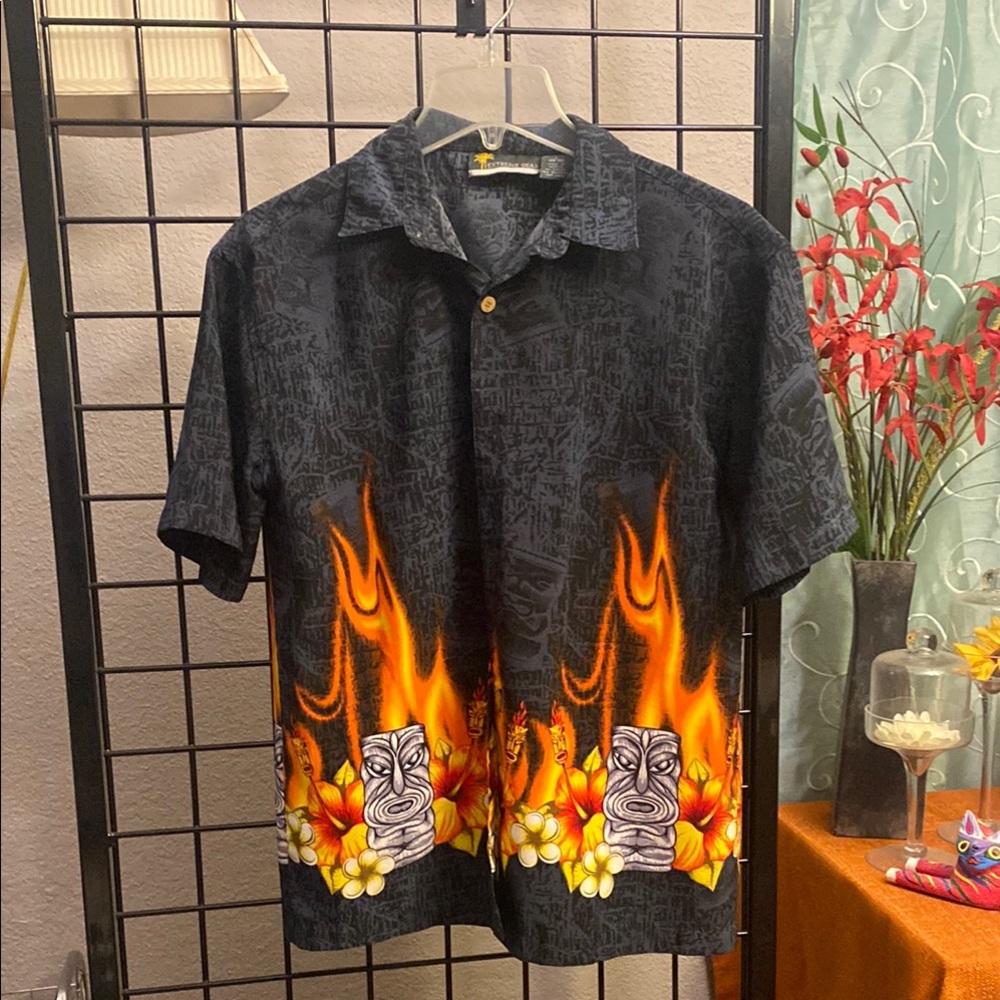 Extreme gear, Island Tropics Flame Pattern Black Shirt